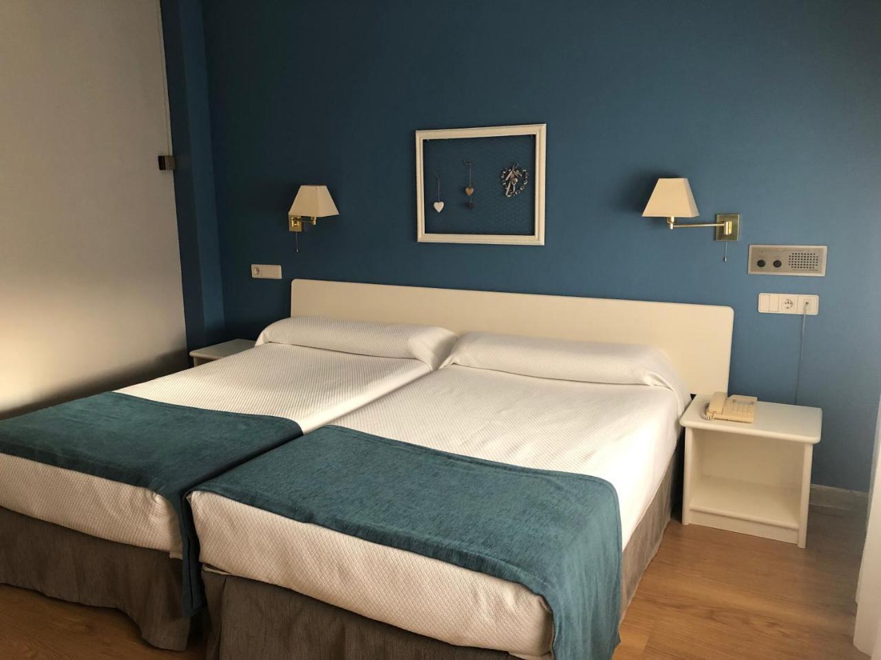 Hotel Jakue Puente la Reina Dış mekan fotoğraf